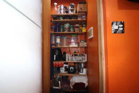 Casa à venda com 800m², 3 quartos e 8 vagasDespensa