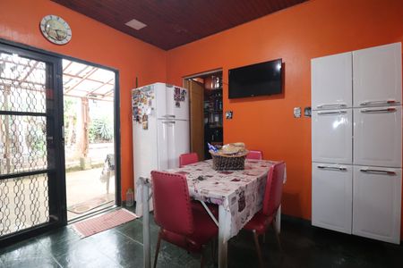 Casa à venda com 800m², 3 quartos e 8 vagasCozinha