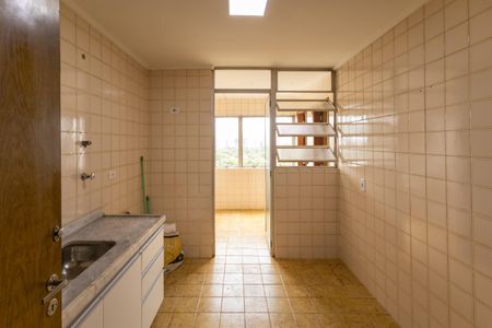 Apartamento à venda com 85m², 2 quartos e 1 vaga Apartamento à venda com 85m², 2 quartos e 1 vagaCozinha