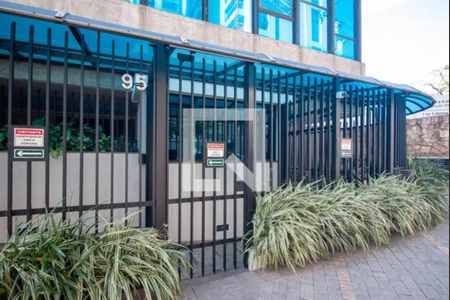 Apartamento à venda com 85m², 2 quartos e 1 vaga Apartamento à venda com 85m², 2 quartos e 1 vagaFachada