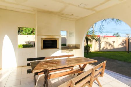 Apartamento à venda com 48m², 2 quartos e 1 vaga Apartamento à venda com 48m², 2 quartos e 1 vagaÁrea comum - Churrasqueira