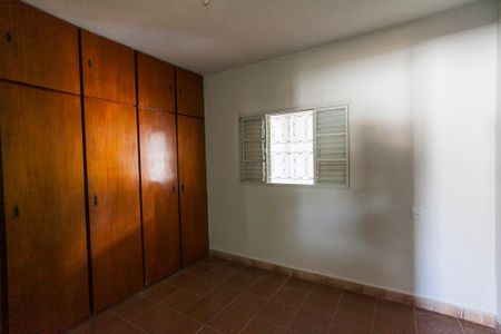 Quarto 2 de casa para alugar com 2 quartos, 74m² em Jaraguá, Uberlândia
