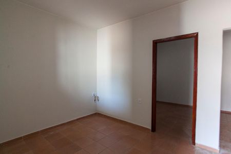 Sala de casa para alugar com 2 quartos, 74m² em Jaraguá, Uberlândia