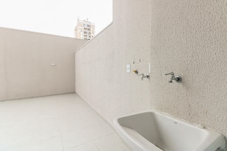 Apartamento à venda com 116m², 2 quartos e 1 vaga Apartamento à venda com 116m², 2 quartos e 1 vagaÁrea de Serviço