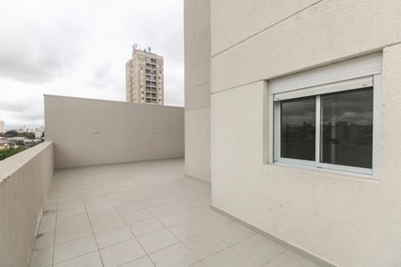Apartamento à venda com 116m², 2 quartos e 1 vaga Apartamento à venda com 116m², 2 quartos e 1 vagaVaranda Garden - Quintal Privativo