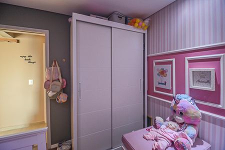 Apartamento à venda com 81m², 2 quartos e 2 vagasQuarto