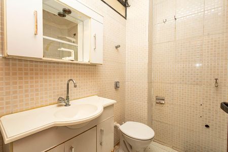 Banheiro de apartamento para alugar com 1 quarto, 36m² em Bela Vista, São Paulo