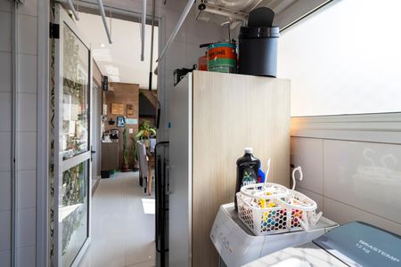 Apartamento à venda com 85m², 3 quartos e 2 vagas Apartamento à venda com 85m², 3 quartos e 2 vagasÁrea de Serviço