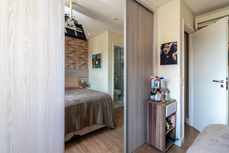 Apartamento à venda com 85m², 3 quartos e 2 vagas Apartamento à venda com 85m², 3 quartos e 2 vagasSuíte