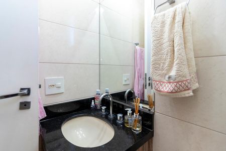 Apartamento à venda com 85m², 3 quartos e 2 vagas Apartamento à venda com 85m², 3 quartos e 2 vagasBanheiro