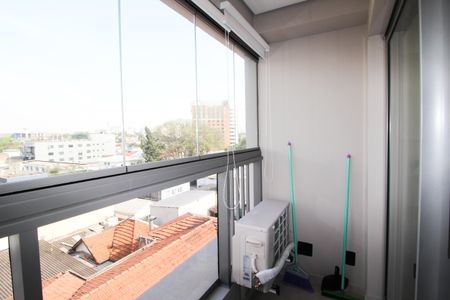 Varanda de kitnet/studio para alugar com 1 quarto, 21m² em Indianópolis, São Paulo