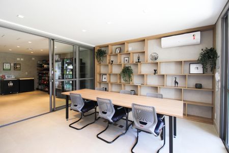 Studio para alugar com 21m², 1 quarto e sem vaga Studio para alugar com 21m², 1 quarto e sem vagaÁrea comum - Sala de Reunião