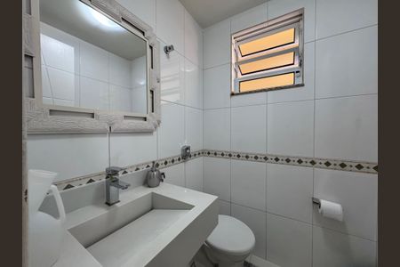 Casa de condomínio à venda com 150m², 3 quartos e 1 vaga Casa de condomínio à venda com 150m², 3 quartos e 1 vagaLavabo
