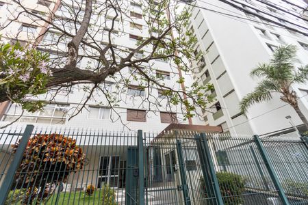 Apartamento à venda com 72m², 2 quartos e 1 vagaFachada