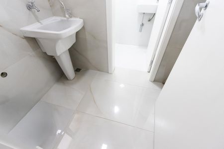 Apartamento à venda com 72m², 2 quartos e 1 vagaÁrea de Serviço