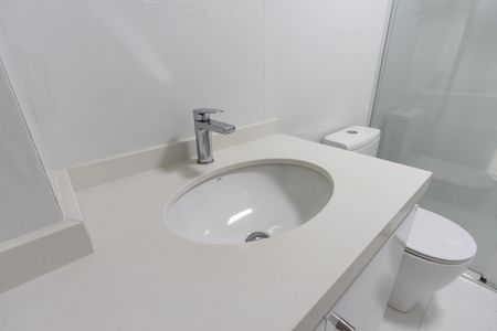 Apartamento à venda com 72m², 2 quartos e 1 vagaBanheiro Social