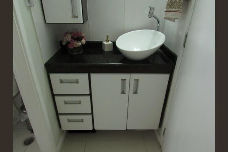 Apartamento à venda com 73m², 3 quartos e 1 vagaBanheiro da Suíte