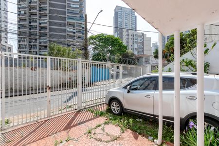 Casa para alugar com 140m², 3 quartos e 4 vagas Casa para alugar com 140m², 3 quartos e 4 vagasGaragem