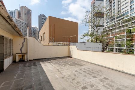Casa para alugar com 140m², 3 quartos e 4 vagas Casa para alugar com 140m², 3 quartos e 4 vagasTerraço