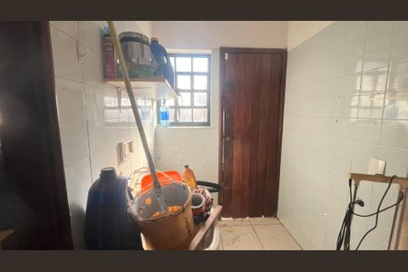 Casa para alugar com 1000m², 3 quartos e 3 vagas Casa para alugar com 1000m², 3 quartos e 3 vagasBanheiro de Serviço