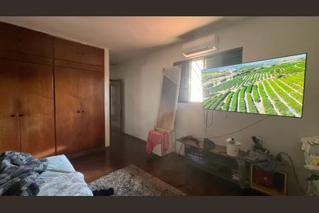 Casa para alugar com 1000m², 3 quartos e 3 vagas Casa para alugar com 1000m², 3 quartos e 3 vagasQuarto 3