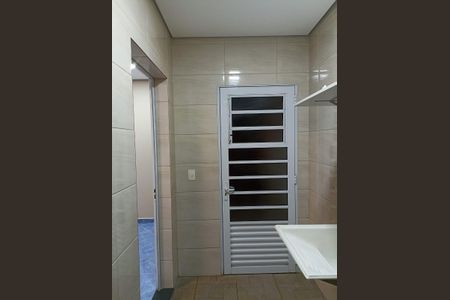 Área de Serviço - Casa 1 de casa à venda com 5 quartos, 236m² em Santa Maria, Osasco