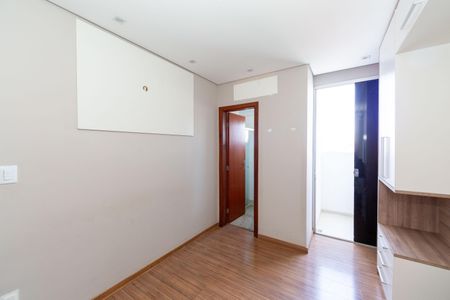 Apartamento à venda com 160m², 3 quartos e 3 vagasQuarto 2