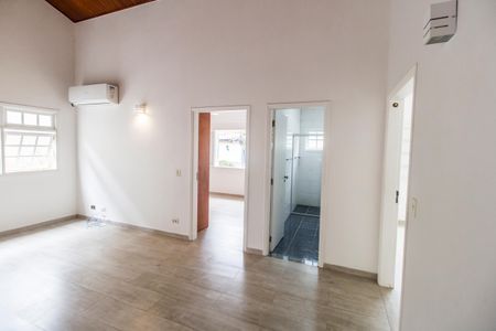 Casa de condomínio à venda com 300m², 4 quartos e 4 vagas Casa de condomínio à venda com 300m², 4 quartos e 4 vagasSala 2