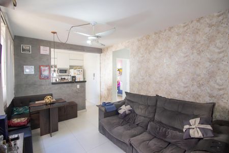 Sala de apartamento para alugar com 2 quartos, 58m² em Alvorada, Contagem