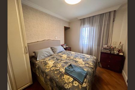 Apartamento à venda com 140m², 3 quartos e 4 vagas Apartamento à venda com 140m², 3 quartos e 4 vagasQuarto Suíte