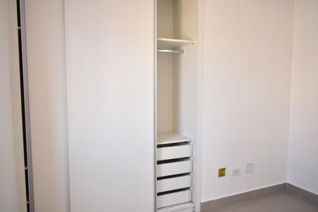 Apartamento à venda com 63m², 2 quartos e 2 vagas Apartamento à venda com 63m², 2 quartos e 2 vagasQuarto