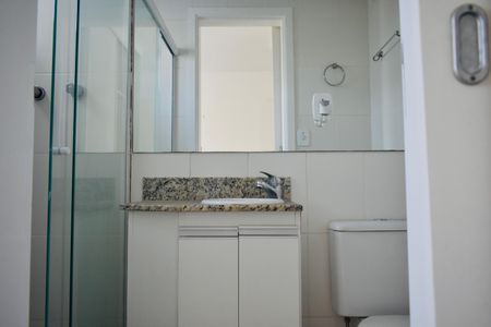 Apartamento à venda com 63m², 2 quartos e 2 vagas Apartamento à venda com 63m², 2 quartos e 2 vagasBanheiro da Suíte