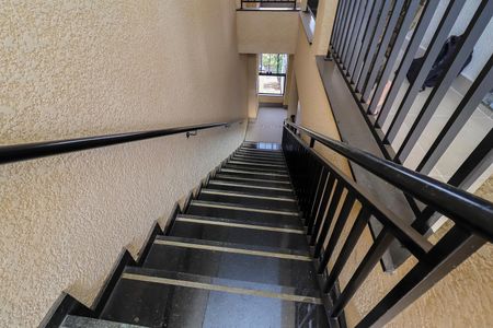 Apartamento para alugar com 50m², 1 quarto e sem vagaEscada