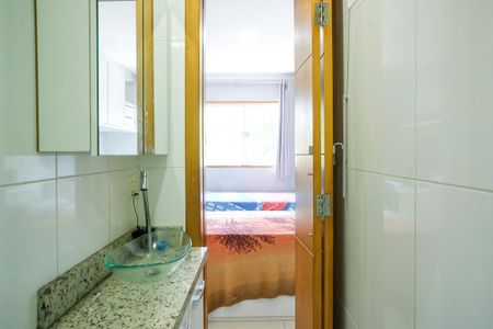 Casa à venda com 458m², 2 quartos e 2 vagasBanheiro da suíte 2