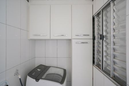 Casa à venda com 458m², 2 quartos e 2 vagasÁrea de serviço