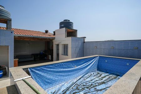 Casa à venda com 458m², 2 quartos e 2 vagasPiscina