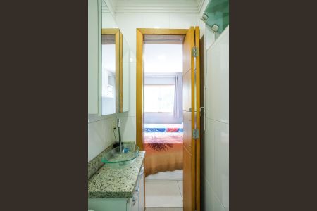 Casa à venda com 458m², 2 quartos e 2 vagasBanheiro da suíte 2