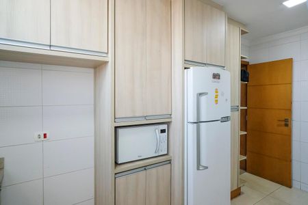 Casa à venda com 458m², 2 quartos e 2 vagasCozinha