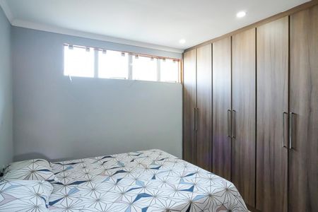 Casa à venda com 458m², 2 quartos e 2 vagasSuíte 1