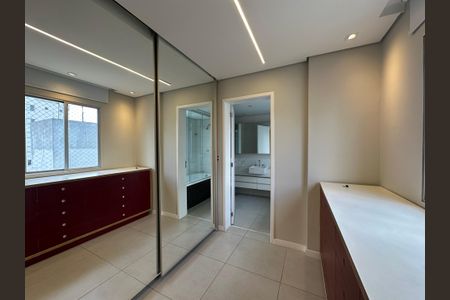 Apartamento à venda com 61m², 2 quartos e 1 vagaSuíte