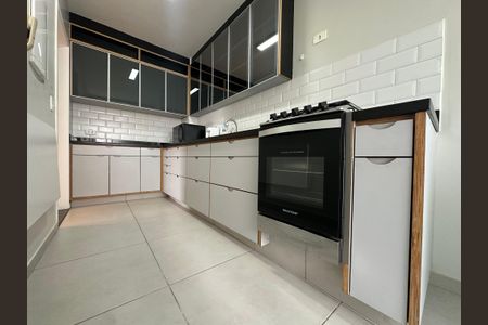 Apartamento à venda com 61m², 2 quartos e 1 vagaCozinha