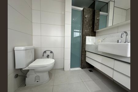 Apartamento à venda com 61m², 2 quartos e 1 vagaBanheiro da Suíte