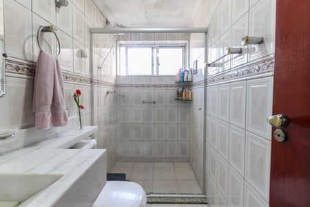 Apartamento à venda com 68m², 2 quartos e 1 vaga Apartamento à venda com 68m², 2 quartos e 1 vagaBanheiro