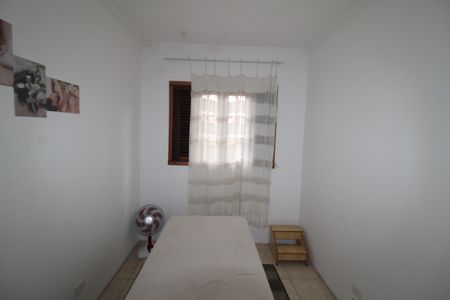 Casa à venda com 170m², 6 quartos e 2 vagasQuarto 3