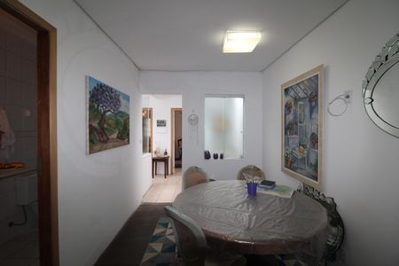 Casa à venda com 170m², 6 quartos e 2 vagas Suíte 3