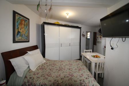 Casa à venda com 170m², 6 quartos e 2 vagasSuíte 1