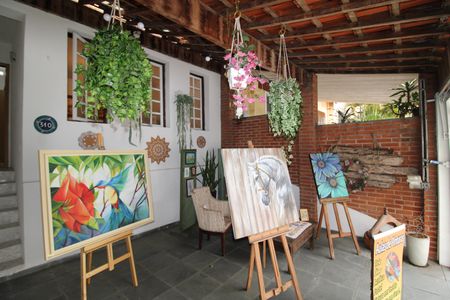 Casa à venda com 170m², 6 quartos e 2 vagasGaragem