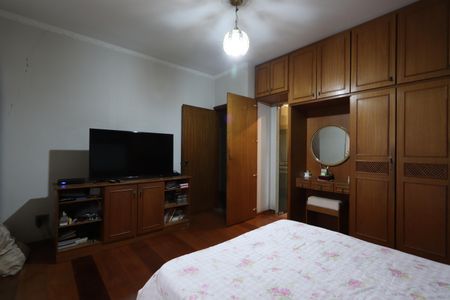 Casa à venda com 338m², 3 quartos e 8 vagasSuíte Master