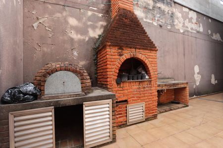 Casa à venda com 338m², 3 quartos e 8 vagasQuintal/Chusrrasqueira