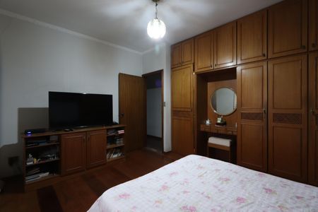 Casa à venda com 338m², 3 quartos e 8 vagasSuíte Master